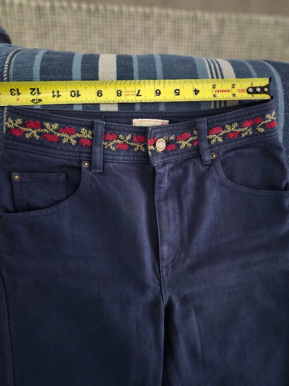 Sezane x Lucia Vergara Marine Blue w/Jazmin Embroidery Jeans size 38/ US6 cotton - Picture 8 of 12